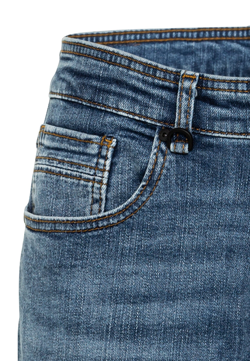 Jeans - Relaxed Fit *