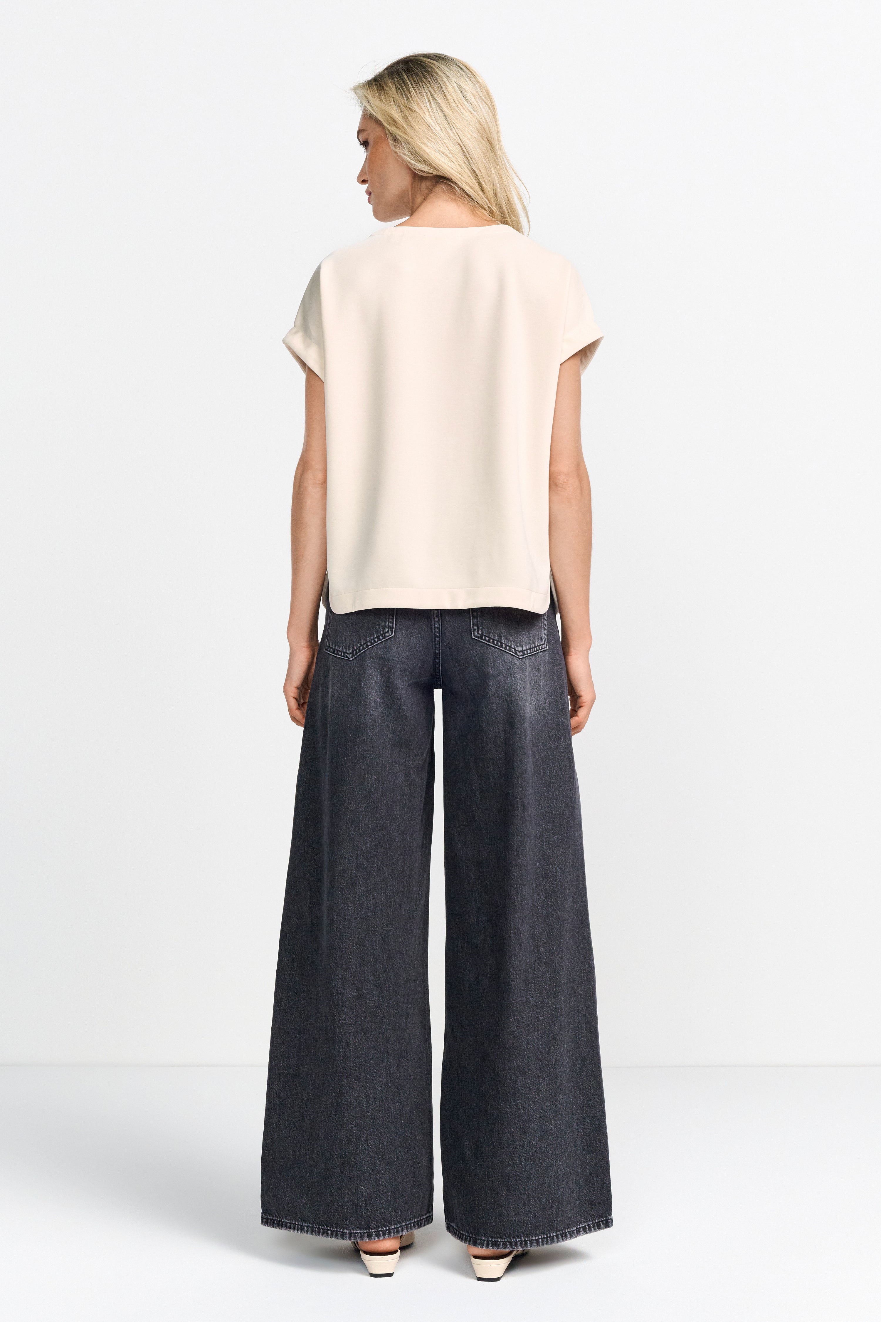 T-Shirt - Perlenbesatz