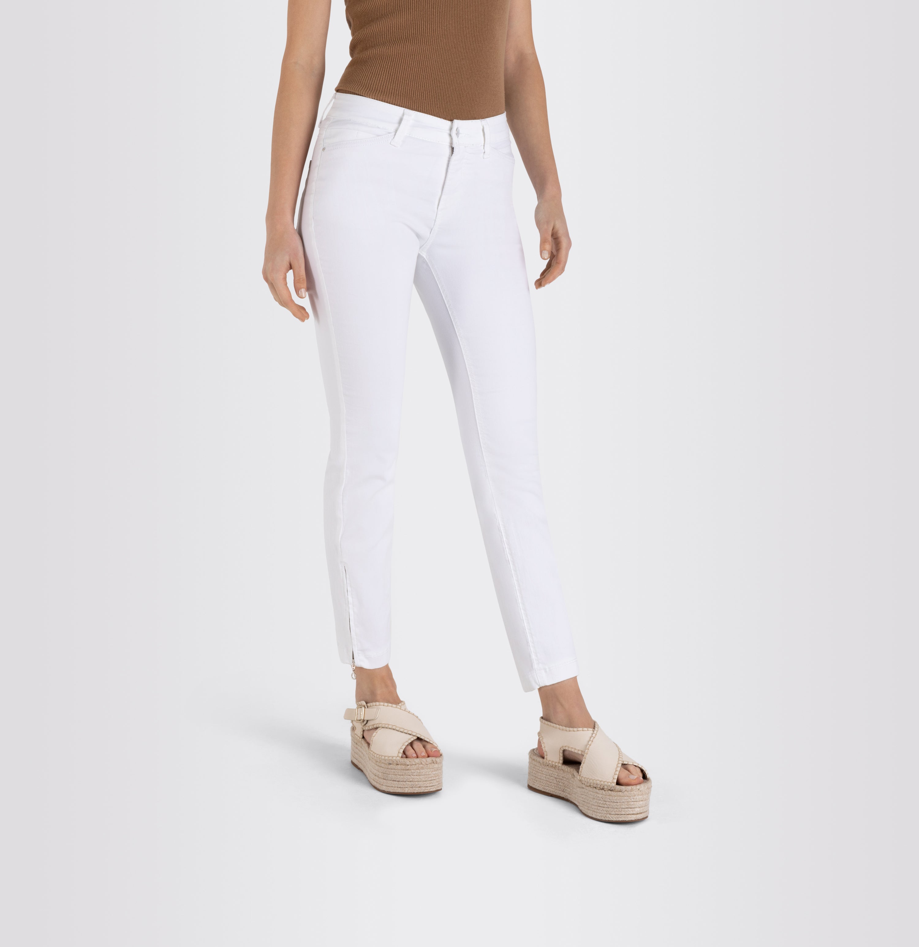 Jeans- DREAM CHIC