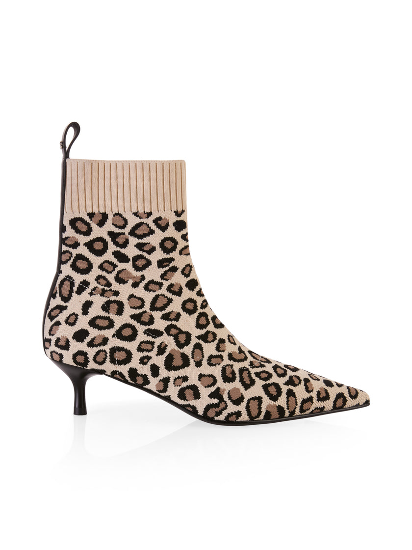 Strickstiefeletten -Leopardenmuster