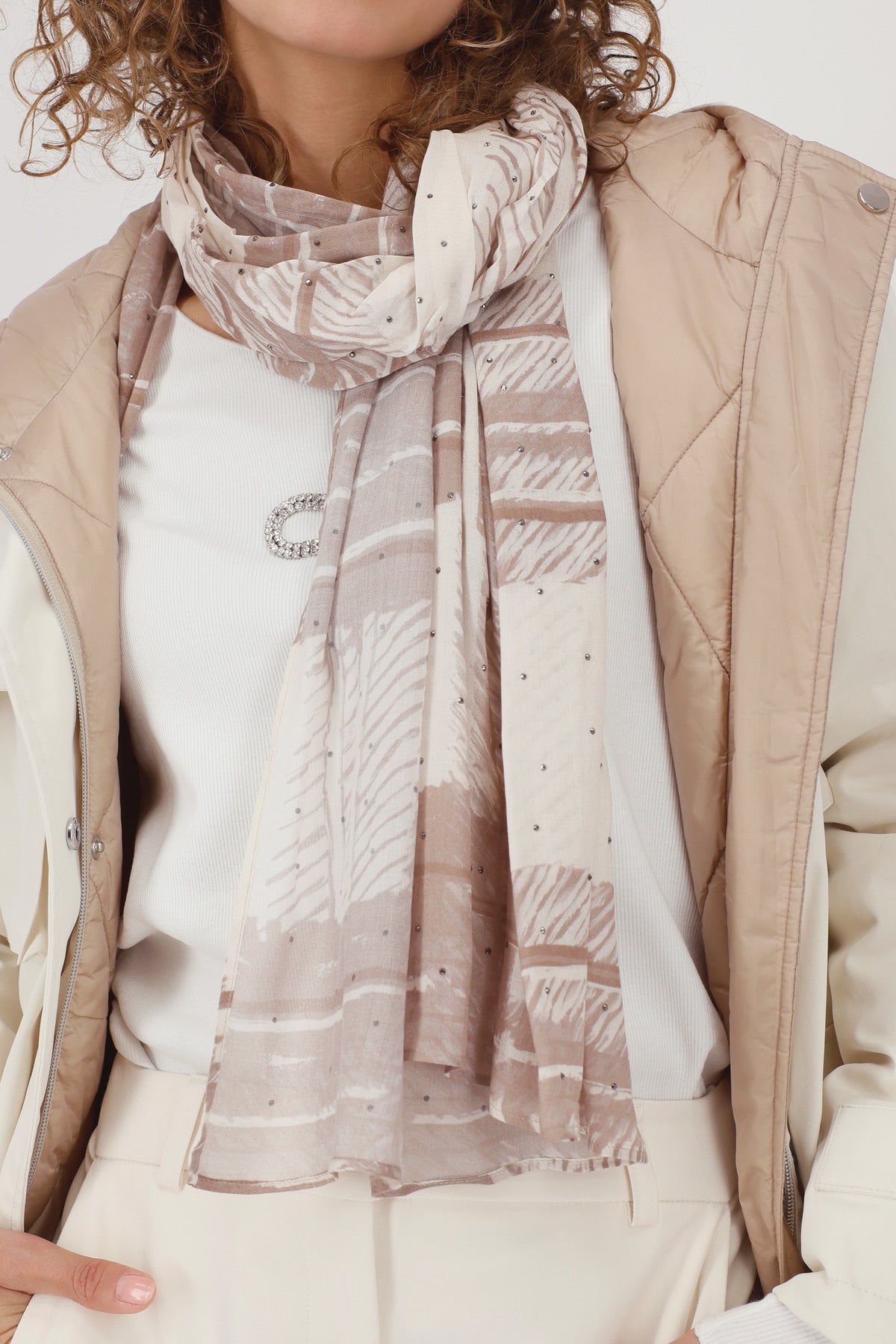 Schal - Strassbesatz