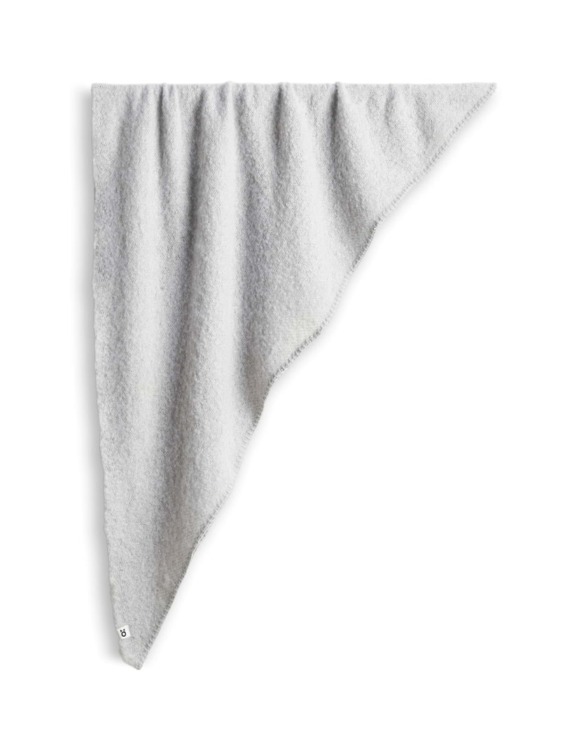 Amadsi scarf