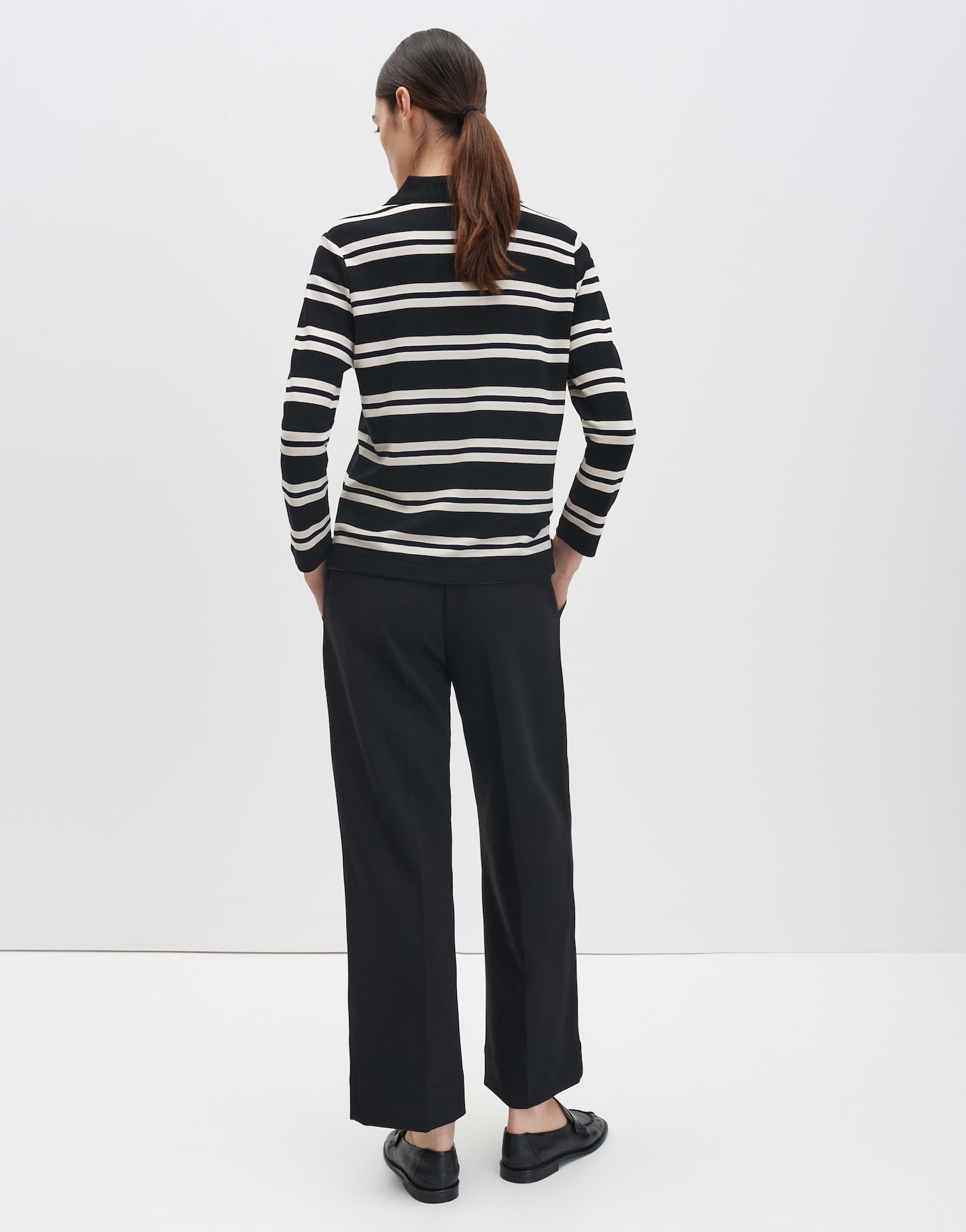 Sweatshirt - Kiona