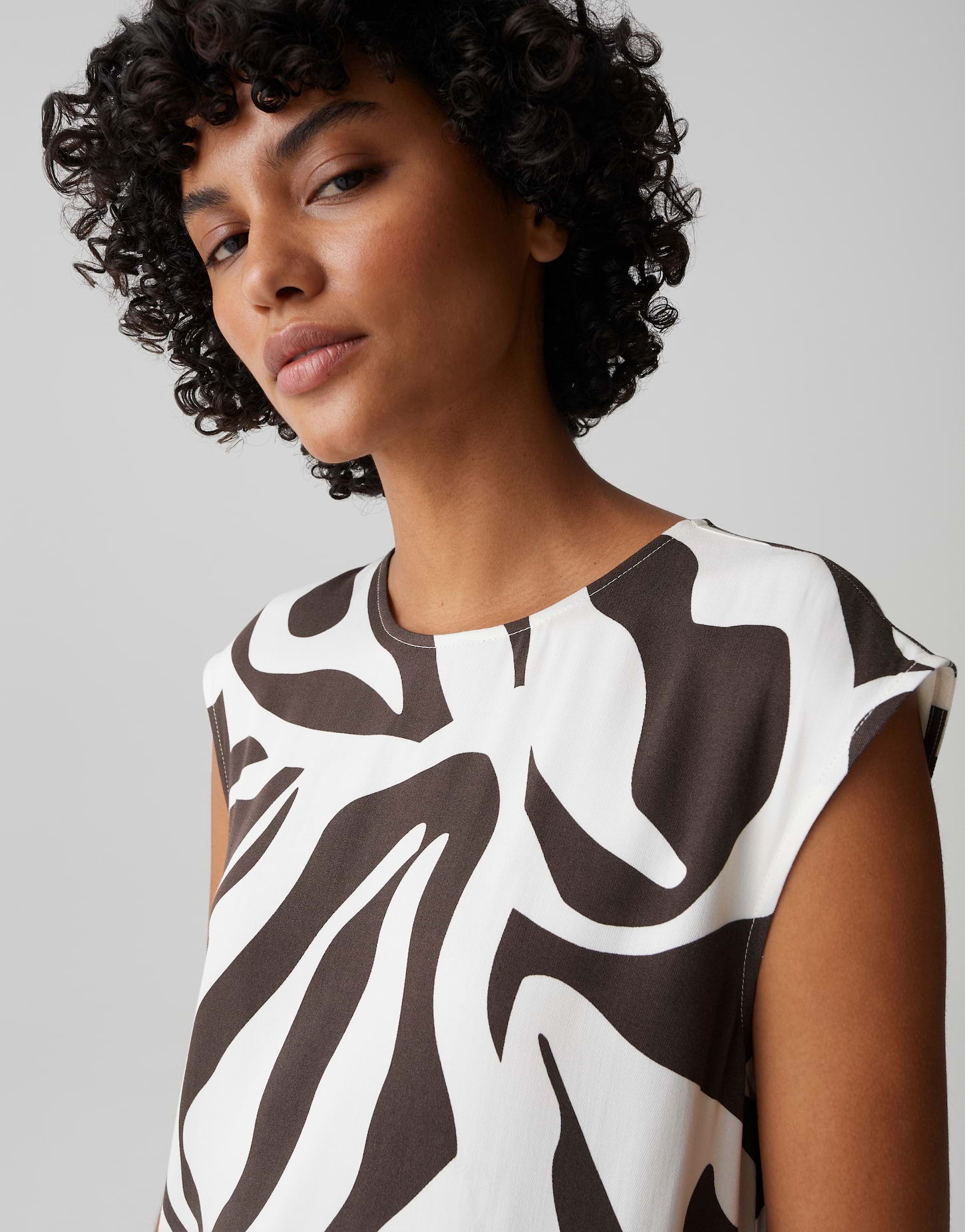 Kleid - Wicyla lush