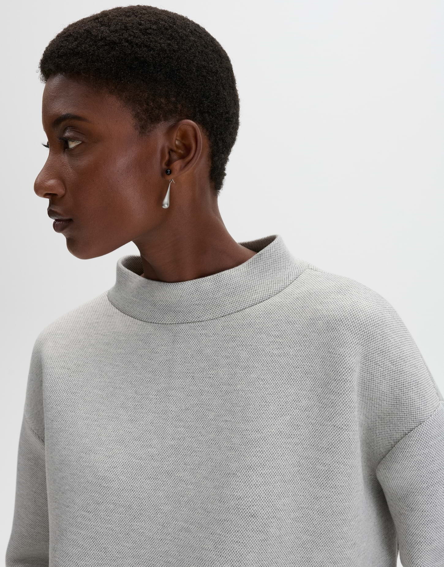 Sweatshirt - Ureki