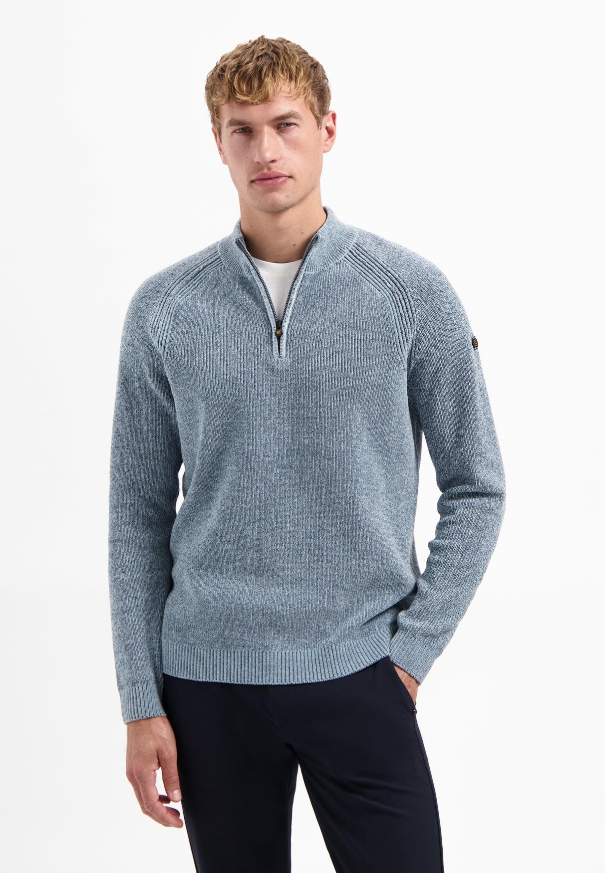 Pullover - Half Zip