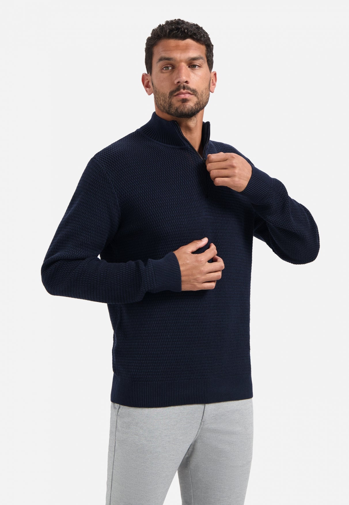 Pullover - Half Zipper