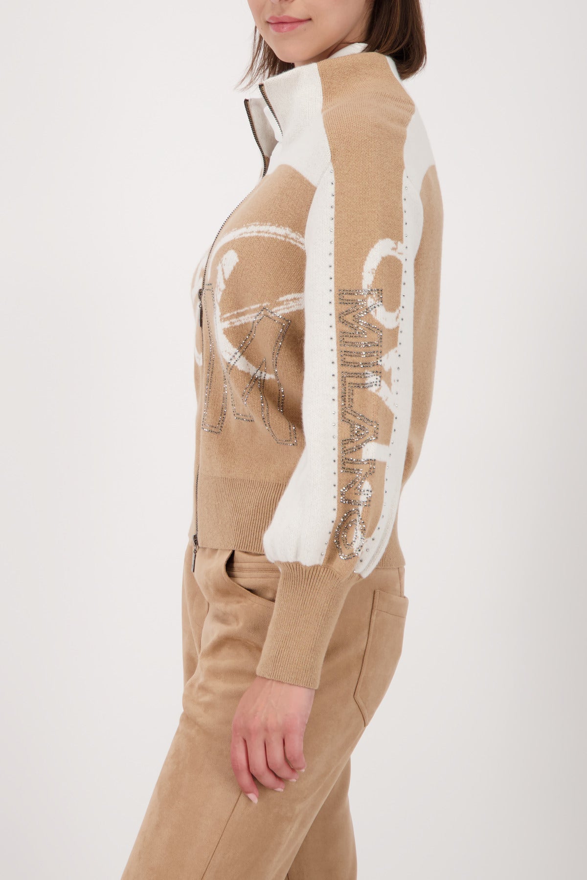 Strickjacke - Schriftmuster