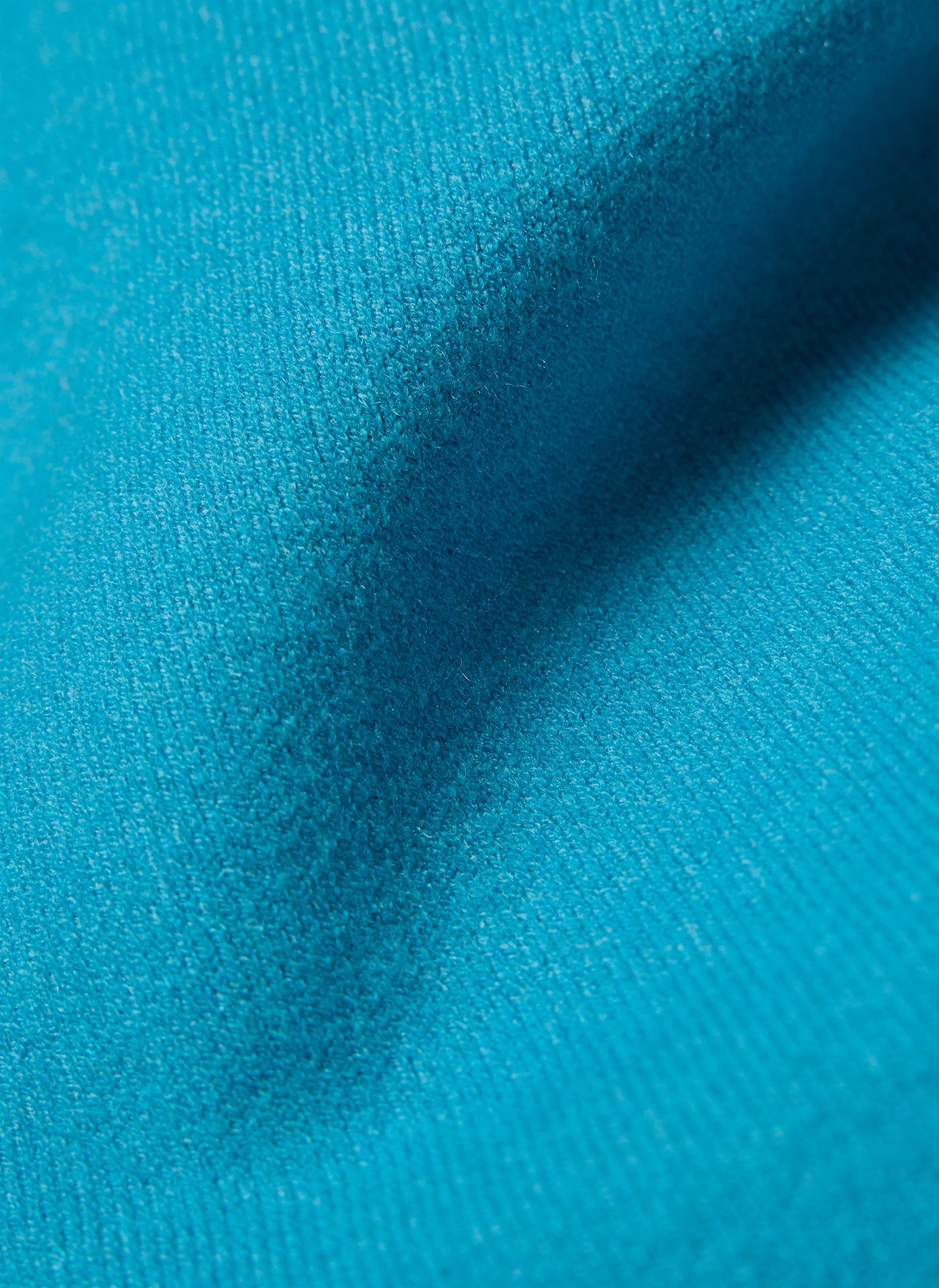 Pullover - Mountain Lake