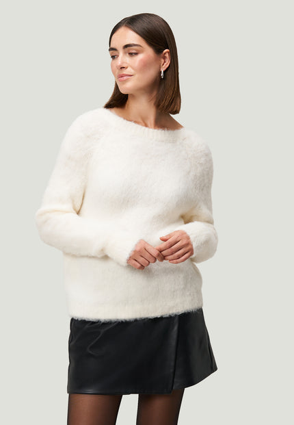 Pullover - Rückenausschnitt