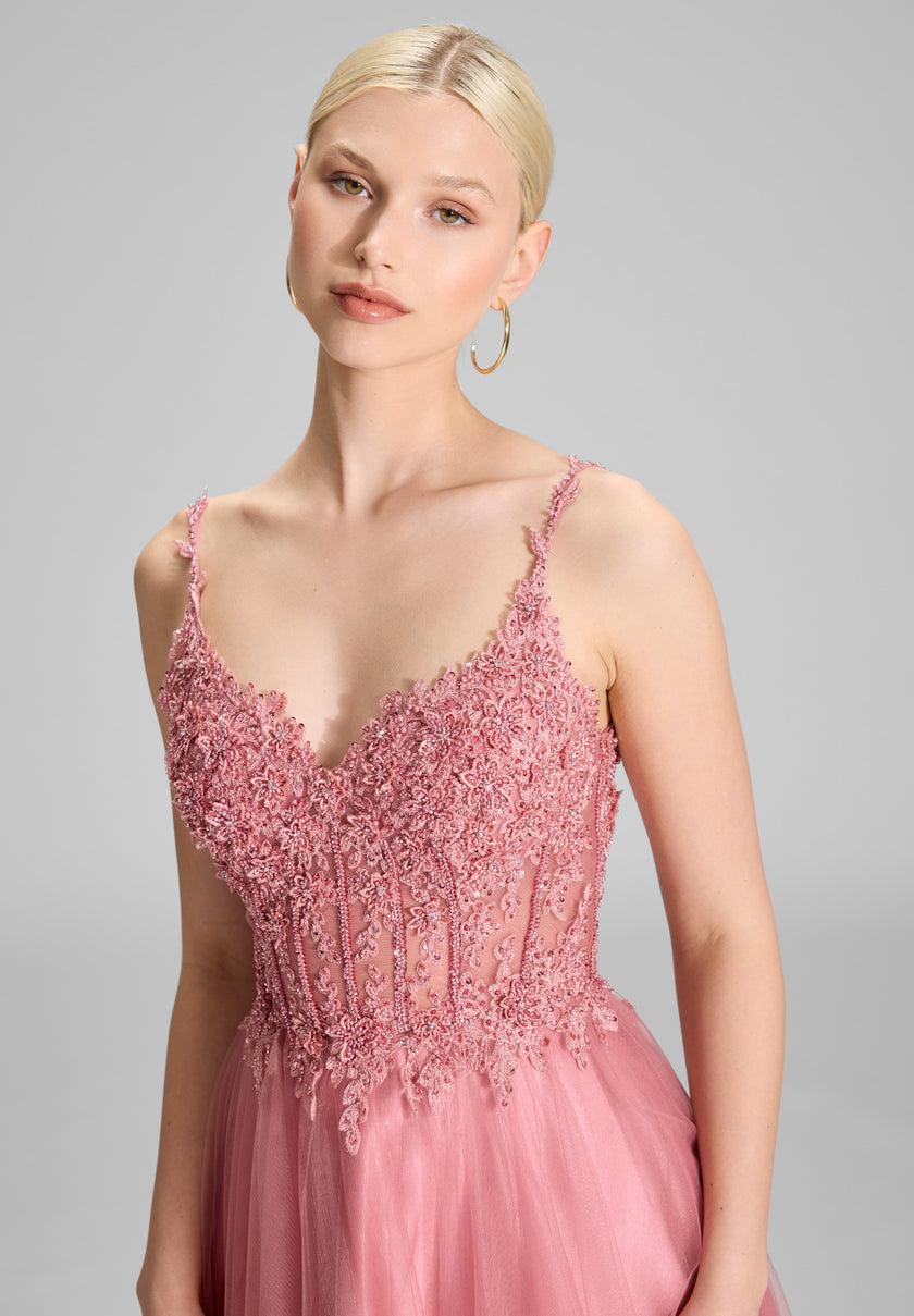 Tüllkleid - Stickerei