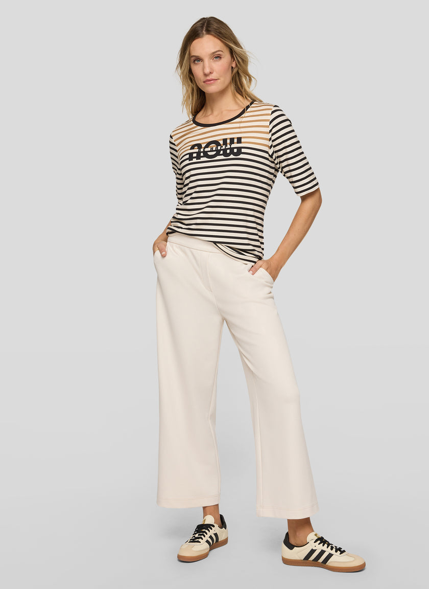 T-Shirt - Timeless Now