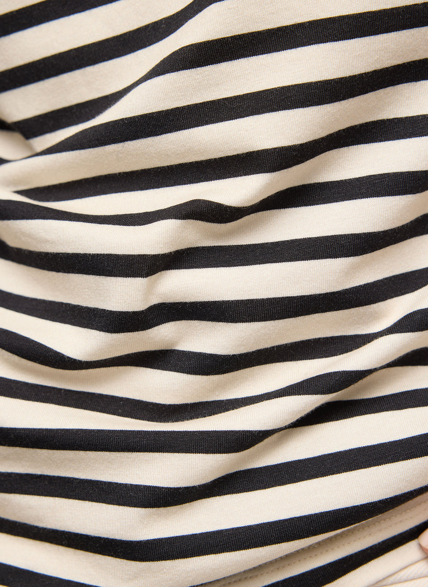 T-Shirt - Timeless Now