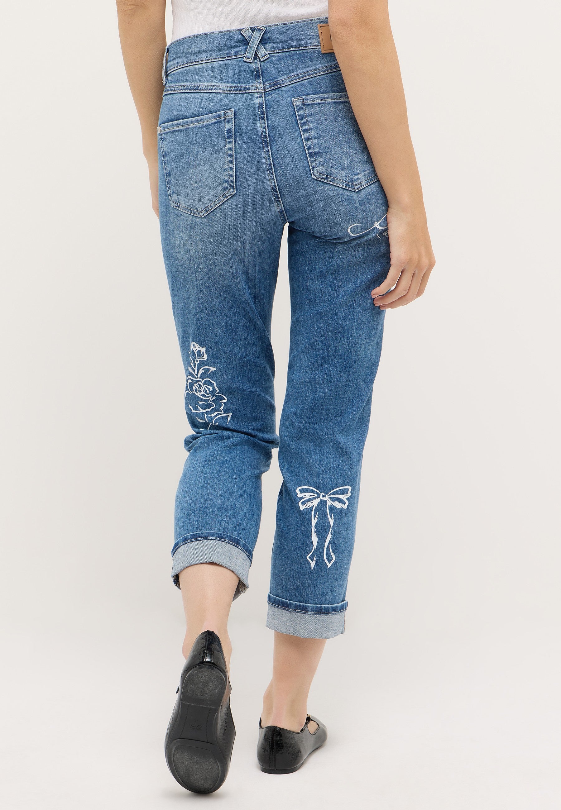 Jeans -  DARLEEN BEAUTY