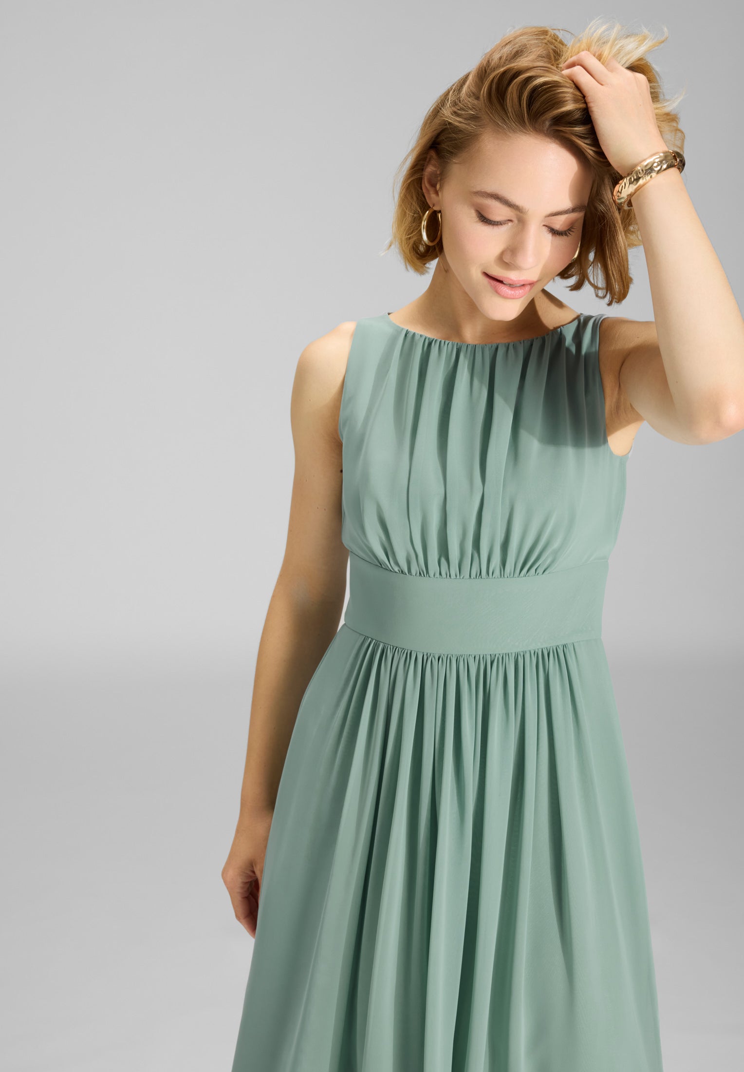 Chiffonkleid - Taillenpasse