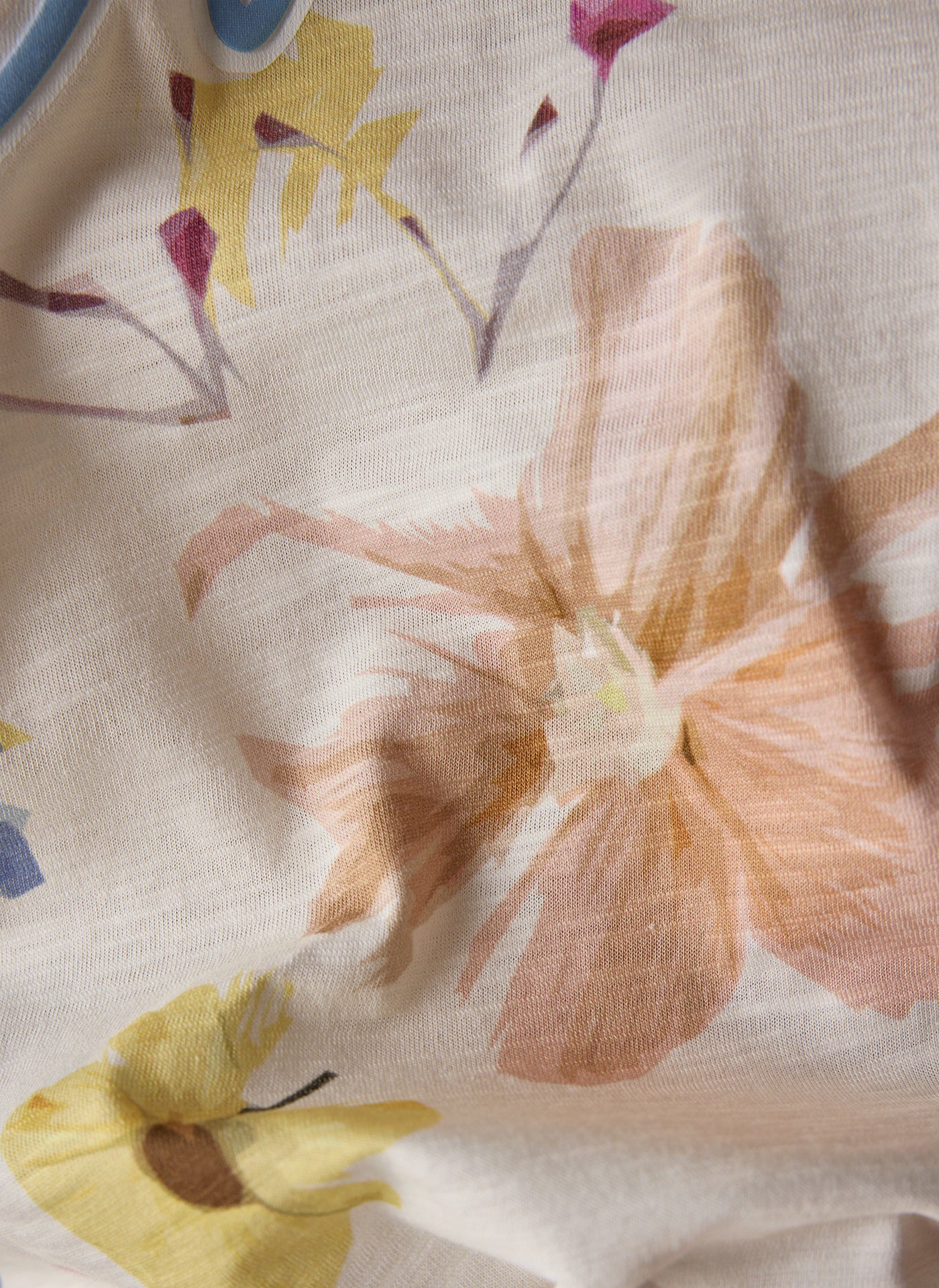 T-Shirt - Floral Vibes