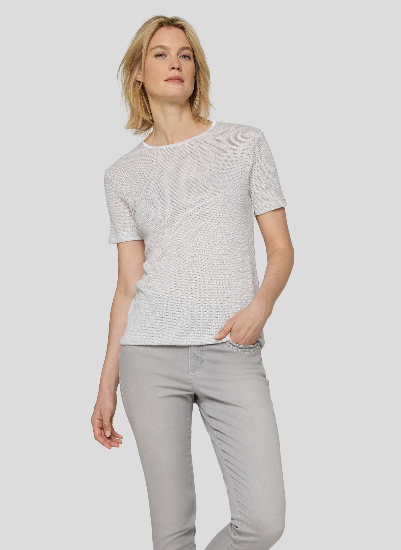 T-Shirt - New Romance