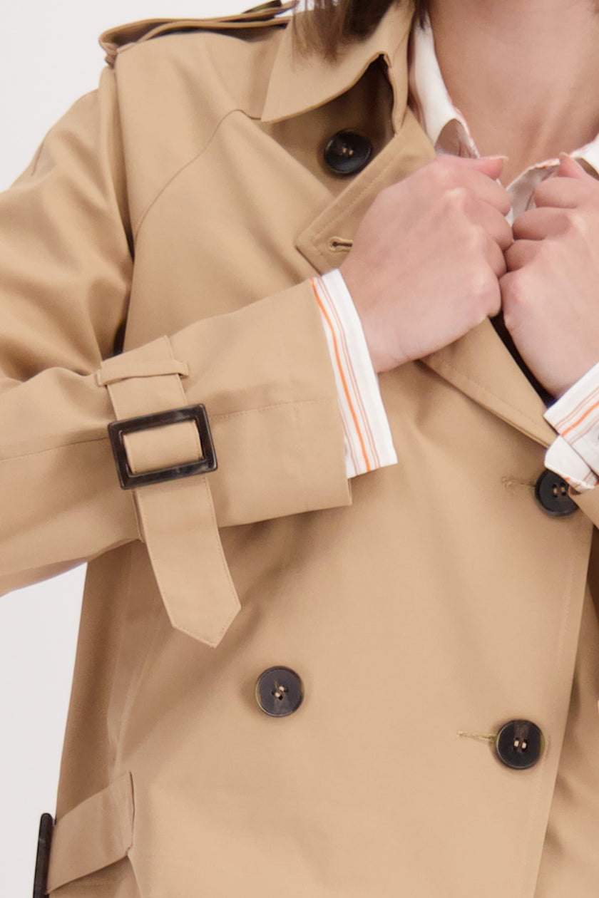 Trenchjacke