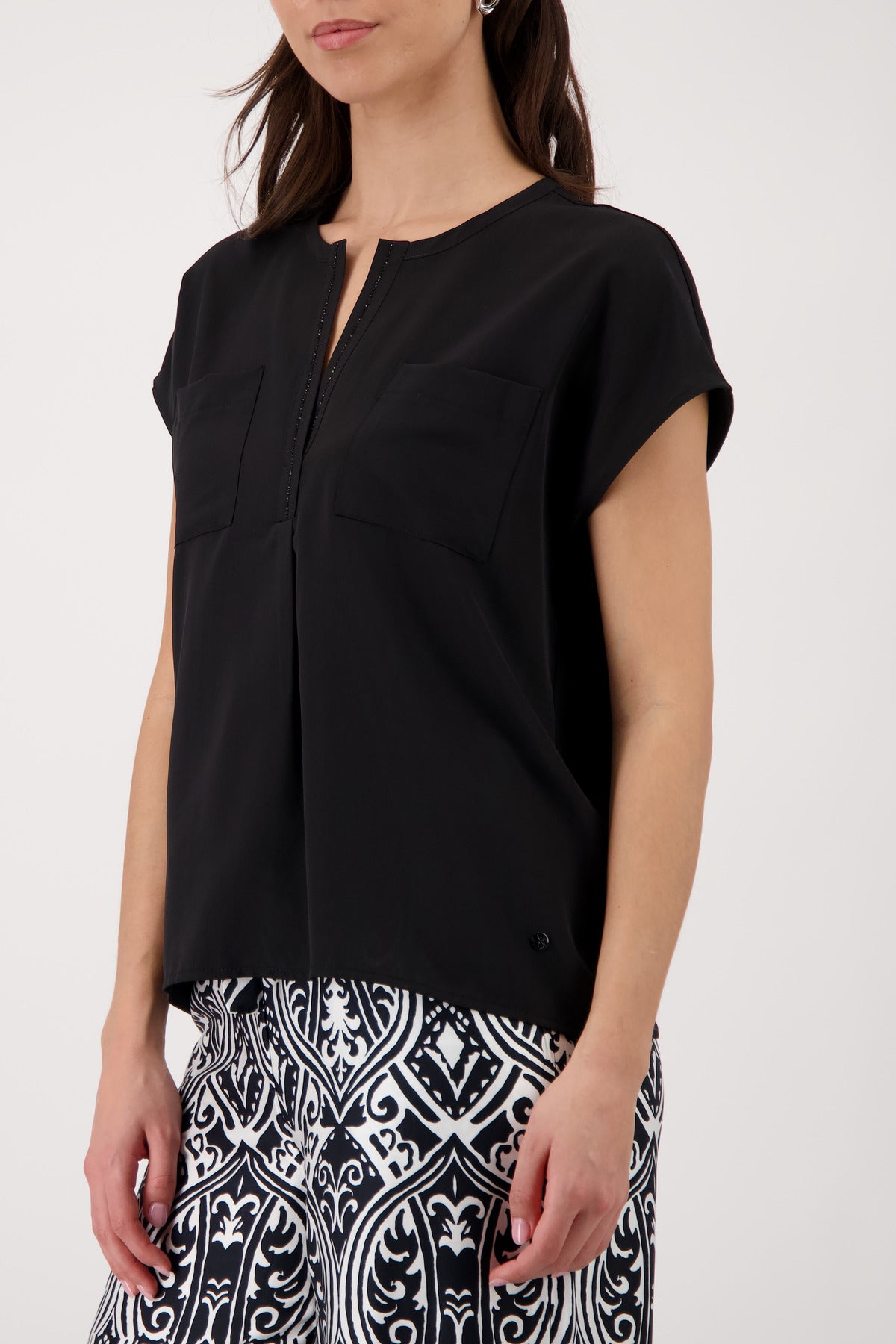 T-Shirt - Strassbesatz