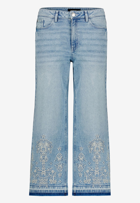 Jeans  - Stickerei