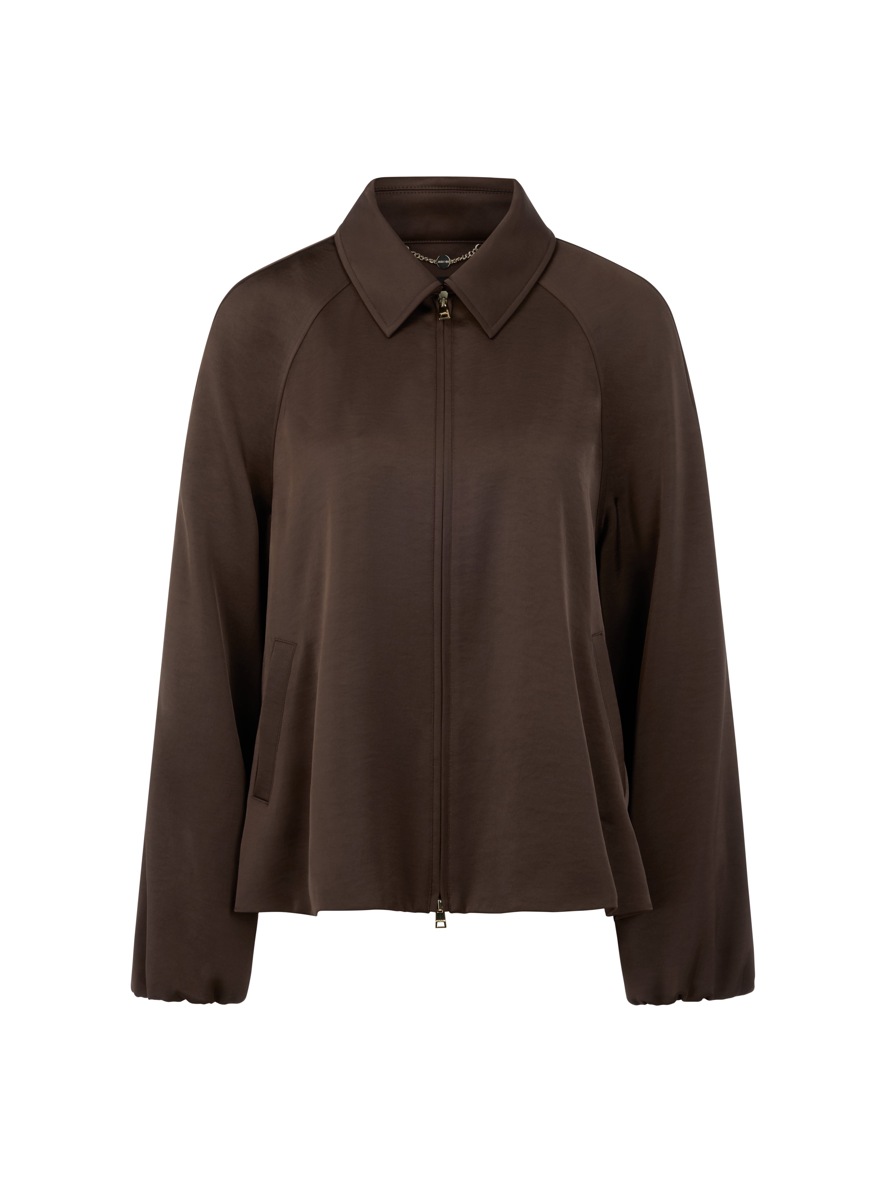 Schwingende Jacke aus Glanzmaterial