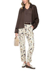 Schwingende Jacke aus Glanzmaterial