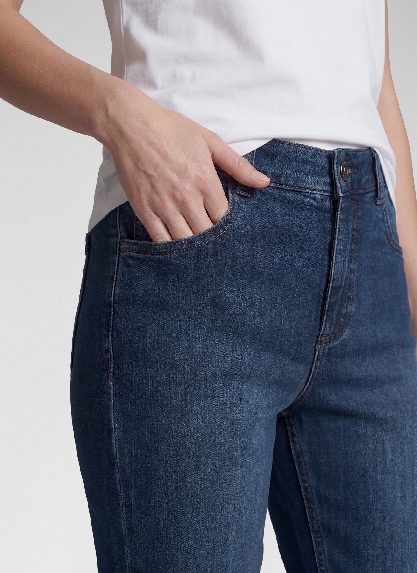 Jeans - Cafe Paris