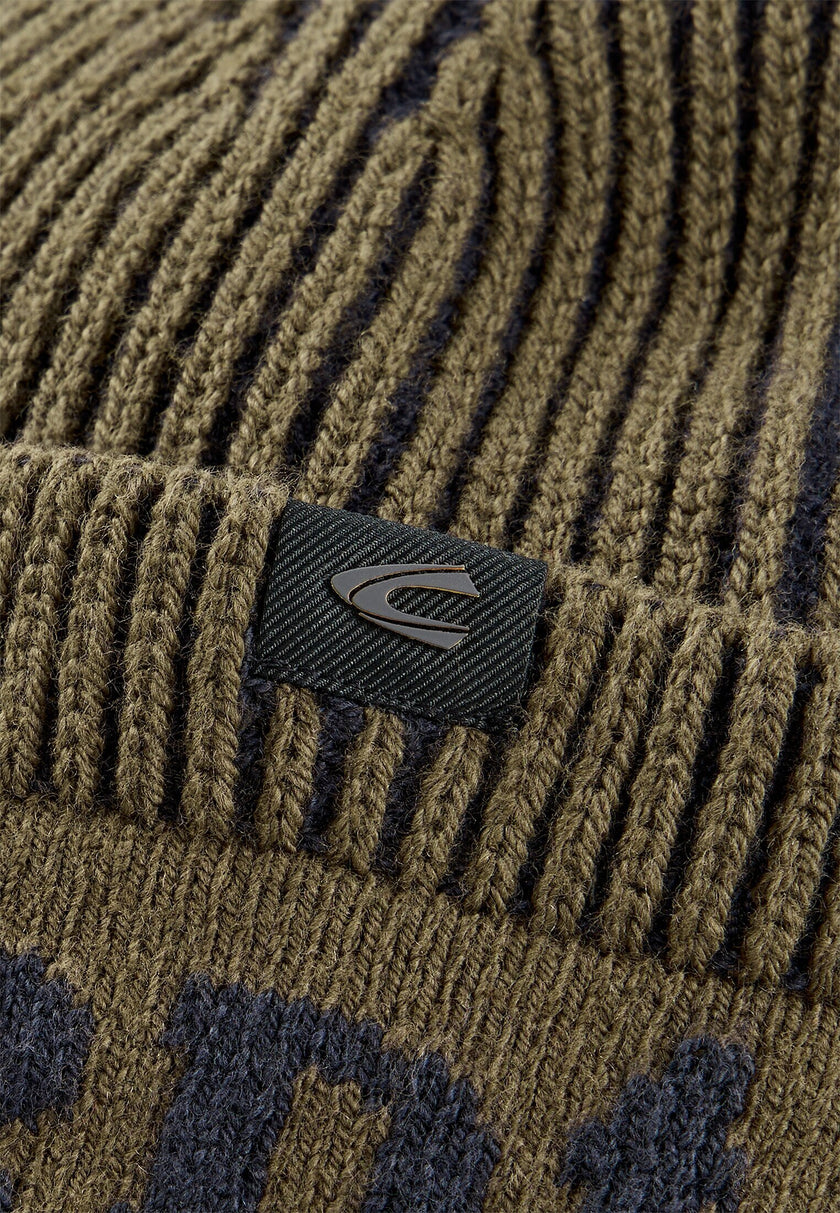 Strickmütze -Schriftzug