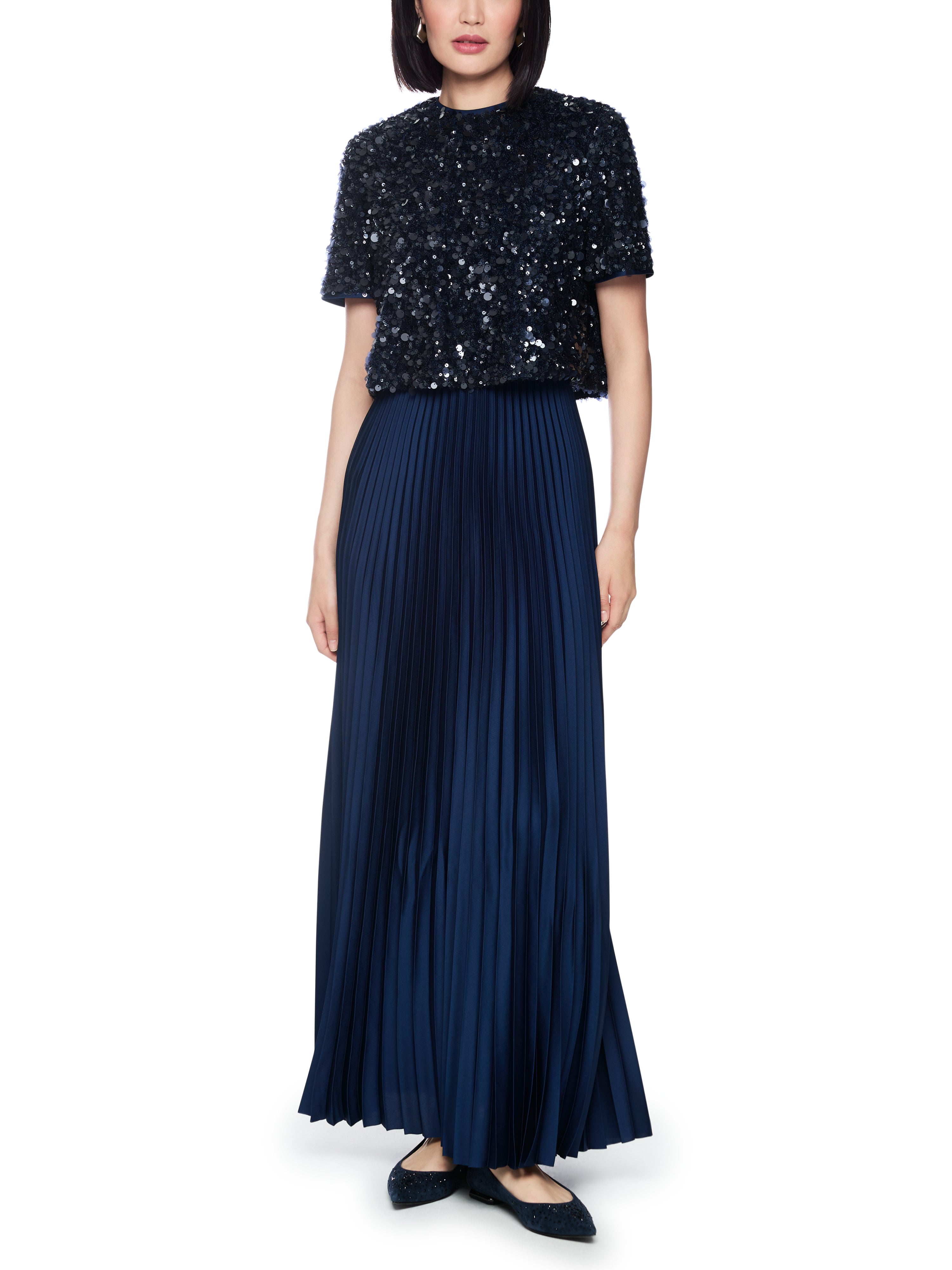 Maxikleid - Pailletten und Plissees